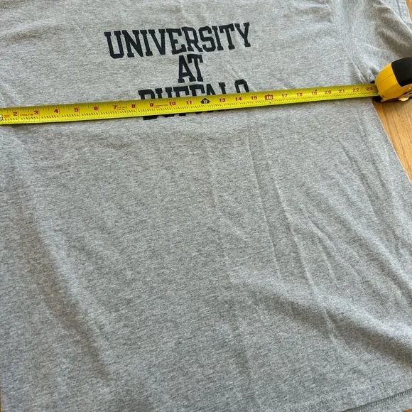 University Of Buffalo Grey Champion Cotton Short Sleeved Shirt Size XL - Picture 5 of 8